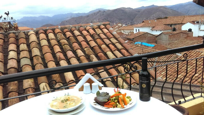 Hotel & Mirador Los Apus