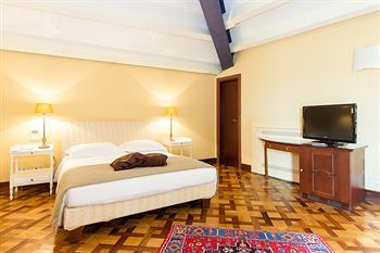 Hotel Roma