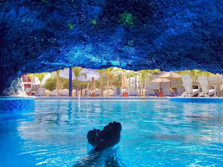 First Curacao Hostel