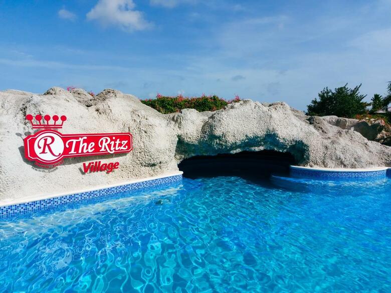 First Curacao Hostel