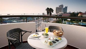 Apartamento Marine Heights Suites