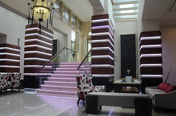 Grand Park Hotel