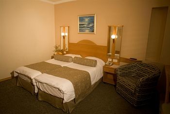 Royal Court Hotel