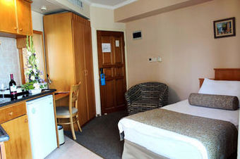 Royal Court Hotel