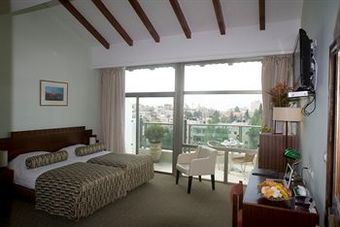 Royal Court Hotel
