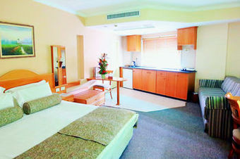 Royal Court Hotel