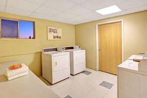 Hotel Ramada Anchorage Downtown