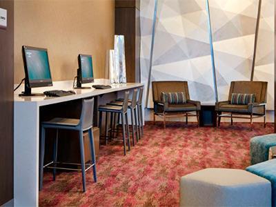 Anaheim Jolly Roger Hotel