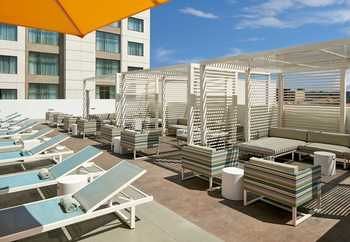 Anaheim Jolly Roger Hotel