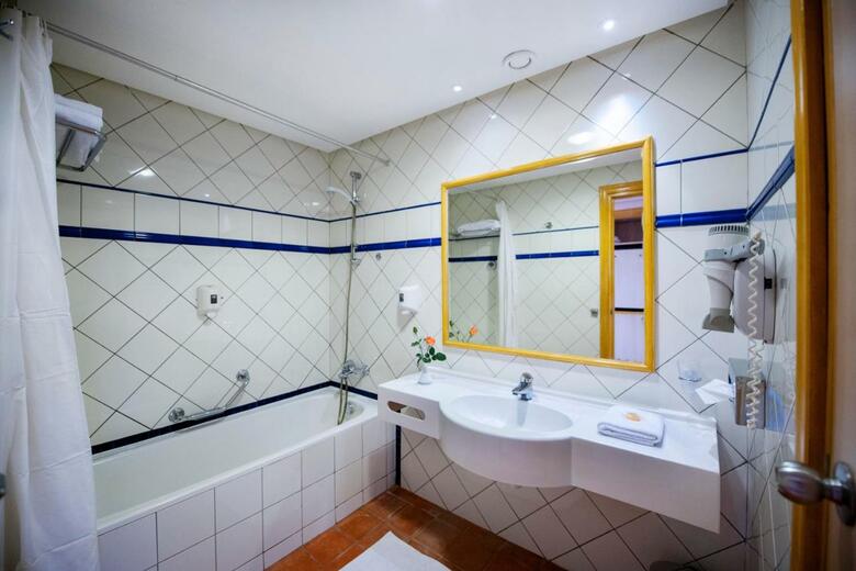 Hotel Iberostar Belisaire