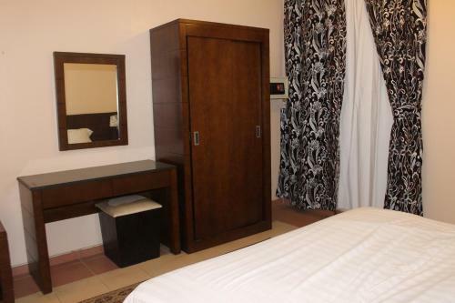 Apartamento Al Narjes Suites
