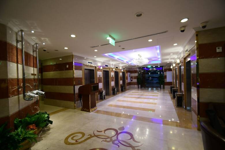 Hotel Al Ansar Golden Tulip