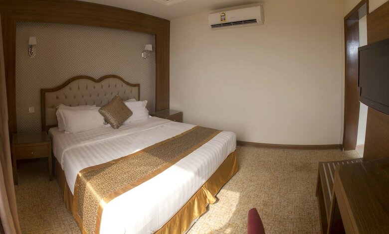 Hotel Al Borg Al Watheer