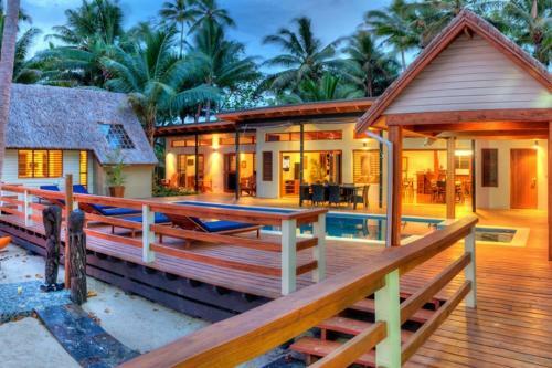 Coral Cove Beach Villas