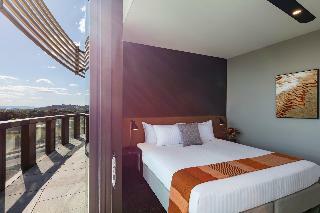 Vibe Hotel Canberra Airport