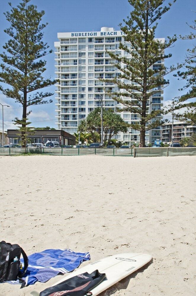 Aparthotel Burleigh Beach Tower