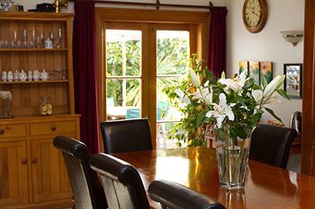 Bed & Breakfast Cambria House