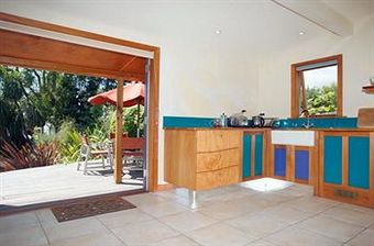 Hostal Joya Garden & Villa Studios