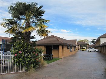 Palm City Motor Inn