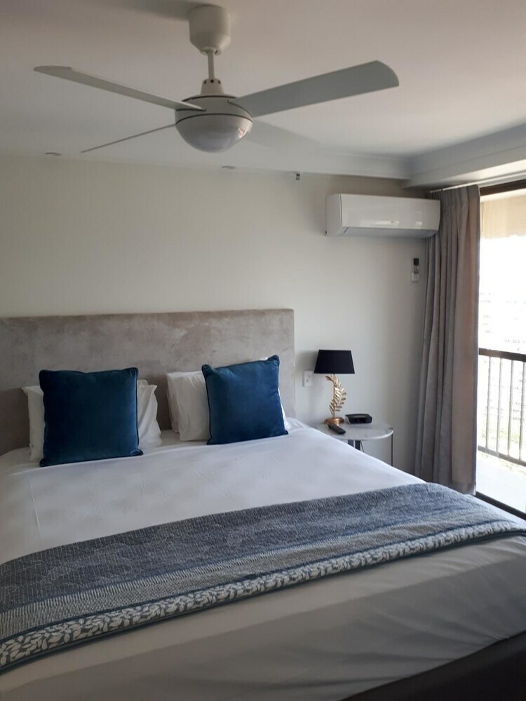 Aparthotel De Ville Apartments