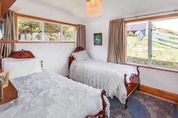 Agroturismo Nightingale Falls Farmstay Retreat