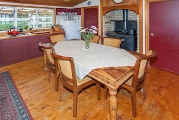 Agroturismo Nightingale Falls Farmstay Retreat