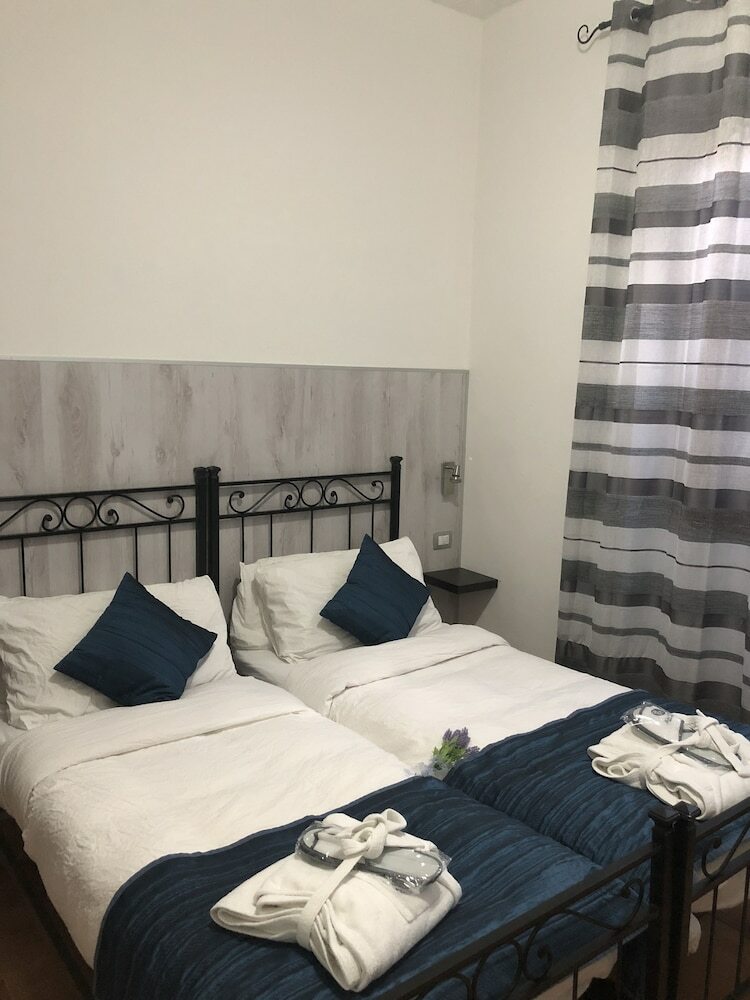 Hotel Canarino