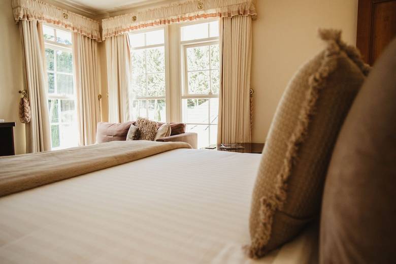 Hostal Montfort Manor