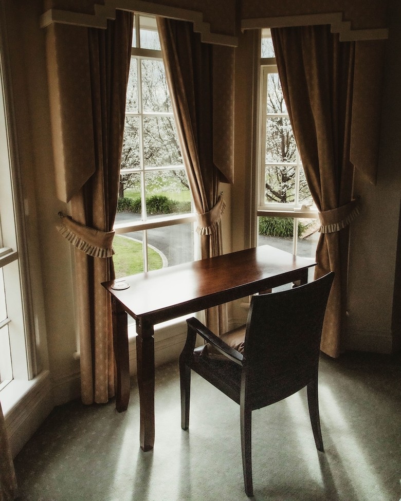 Hostal Montfort Manor
