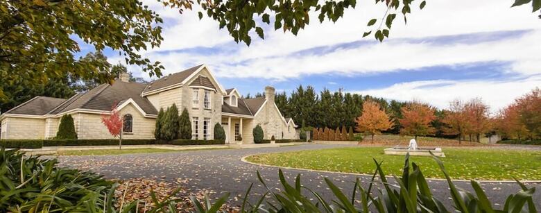 Hostal Montfort Manor