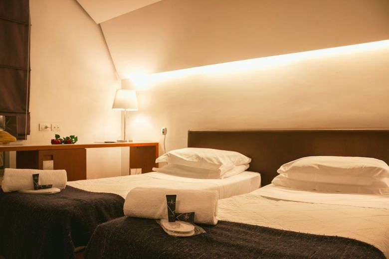 Black Hotel