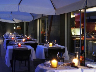 Black Hotel