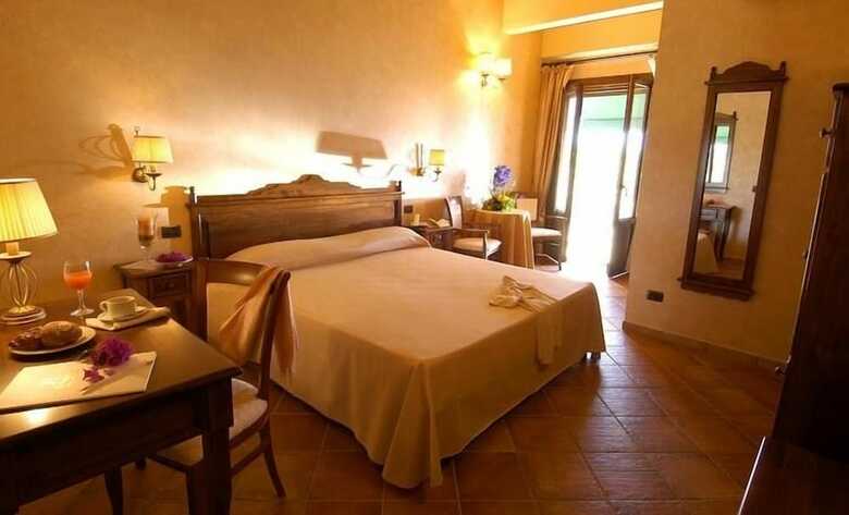 Il Podere Hotel Spa Restaurant