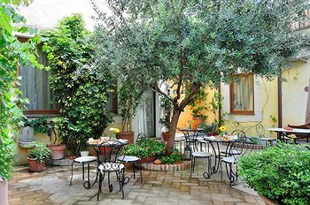 Bed & Breakfast Relais Le Clarisse