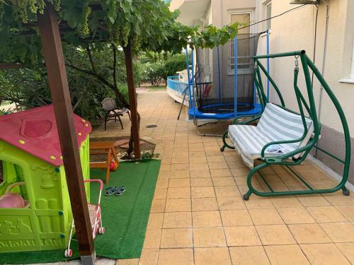 Hostal Lilia Guest House