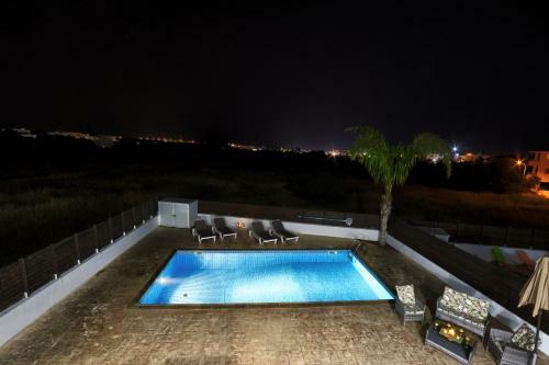 Nissi Villa Ourania