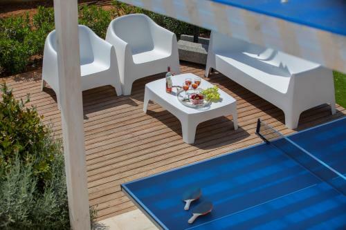 Villa Blue Palms