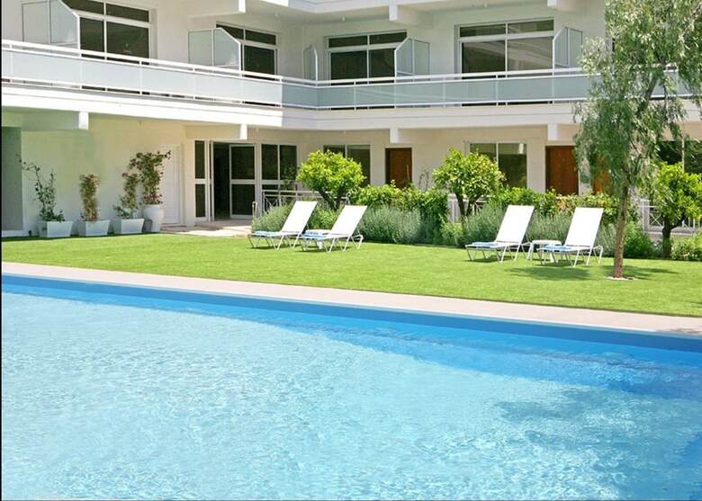 Corina Apartments