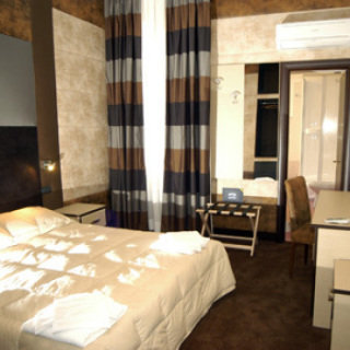Hotel Vatican Holiday