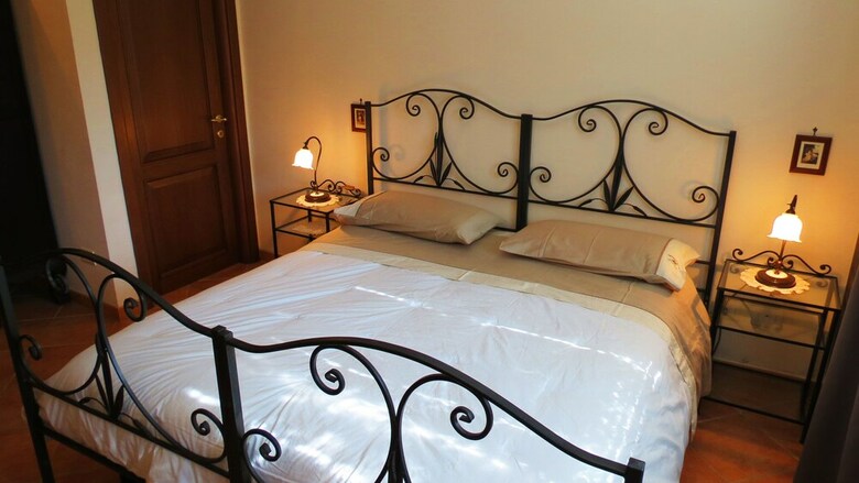 Bed & Breakfast La Valle Dei Casali