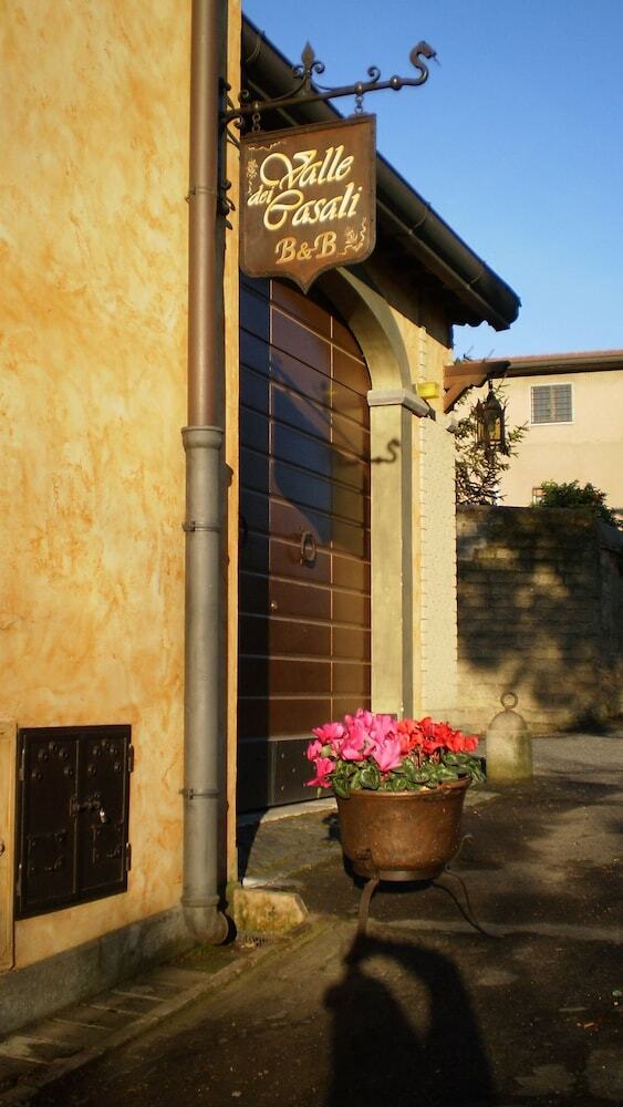 Bed & Breakfast La Valle Dei Casali