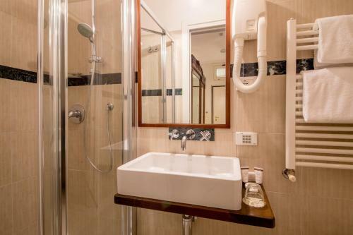 Residencia Arcom Palace