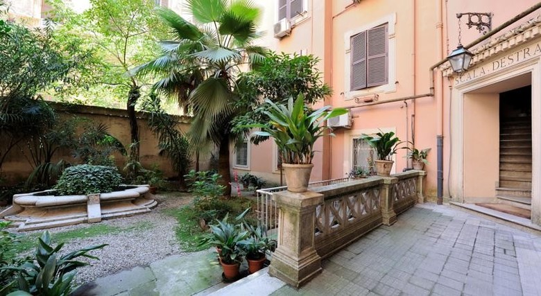 Bed & Breakfast Deluxe Rooms