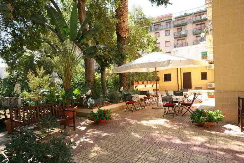 Hotel Orleans