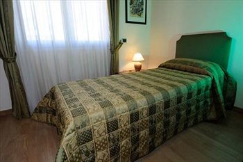 Altea Suites Hotel Residence