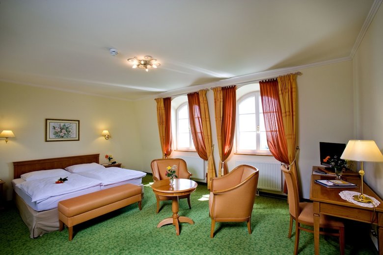 Hotel Kurhaus Dr. Petershofer