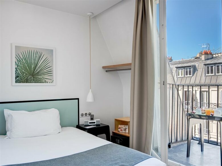 Hotel Palm Opera