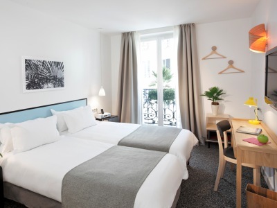 Hotel Palm Opera