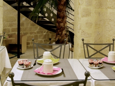 Hotel Palm Opera