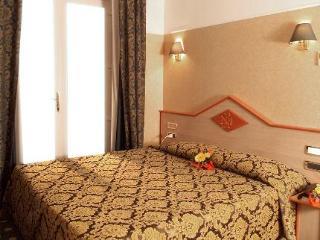 Hotel Mary
